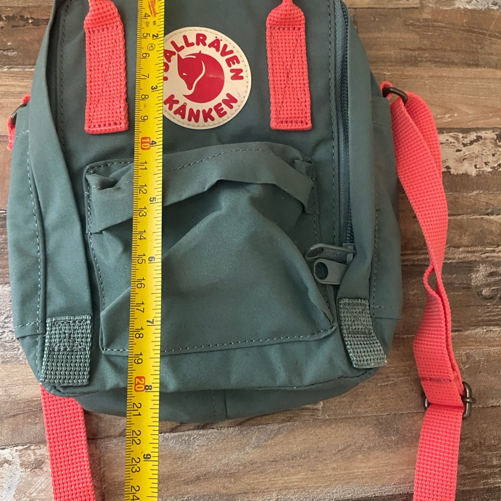 Fjallraven Kånken Mini Backpack/ Crossbody in Green and Coral - Picture 11 of 12